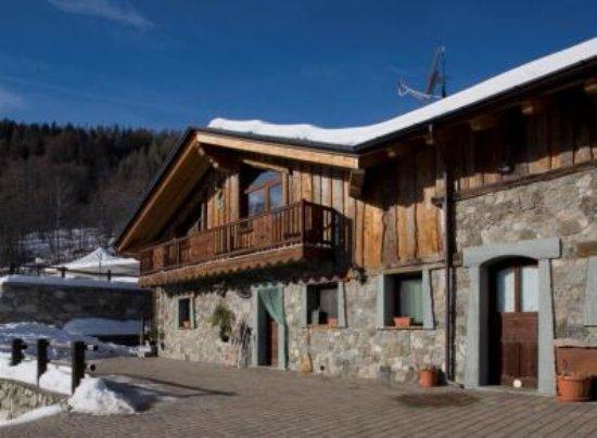 Agriturismo Les Chariots