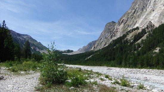 Courba Dzeleuna e Bar Roger e Richard Pramotton