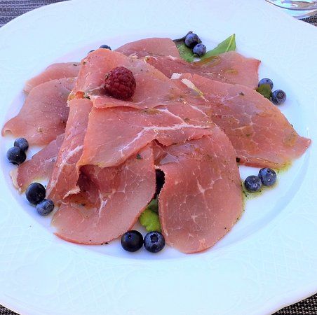 Petit Gourmet Restaurant Cafe